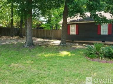 Main picture of 1702 Springdale Rd