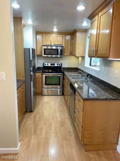 Main picture of 2728 Monument Ct