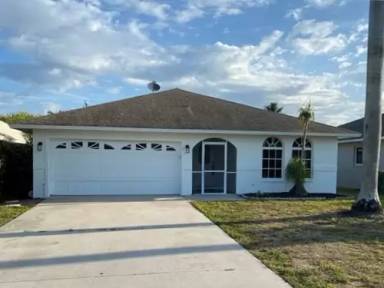 Main picture of 773 93rd Ave N