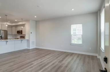 Main picture of 12129 Calgary Loop Chester, VA 23831