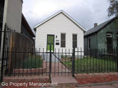 Main picture of 2226 N Clarkson St