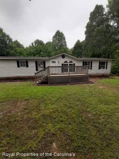 Main picture of 135 Fox Hunter Rd