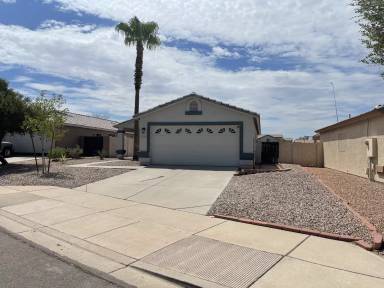 Main picture of 8933 E Butternut Ave