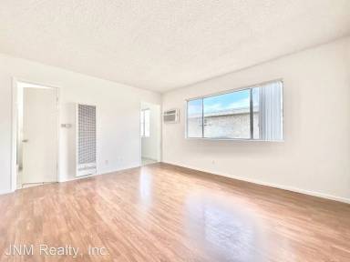 Main picture of 14157 Calvert St