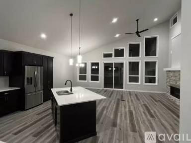 Main picture of 1608 W Moselle Dr