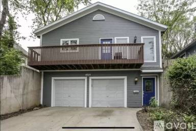 Main picture of 4539 Genessee St