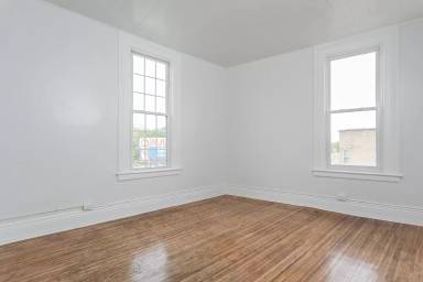 Main picture of 443 Monroe Ave