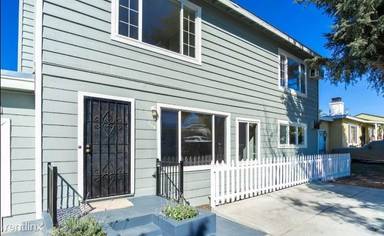 Main picture of 604 Capistrano Dr