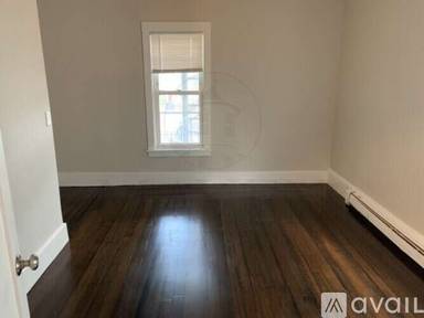 Main picture of 8 Lowden Ave