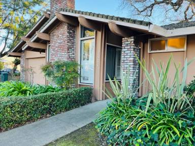 Main picture of 2374 Glen Ellen Cir