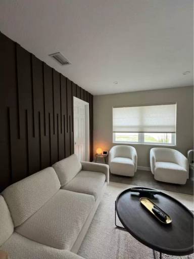 Main picture of 2121 Palm Ter