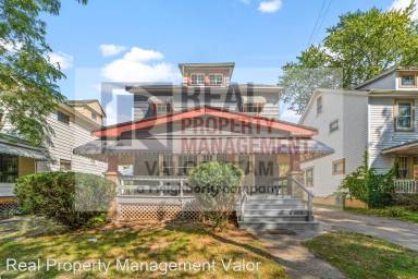 Main picture of 387 Cleveland Rd