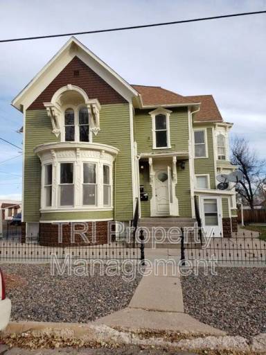Main picture of 715 15th St
