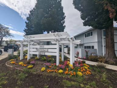 Main picture of 2022 Trousdale Dr