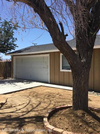 Main picture of 8101 Eucalyptus Ave