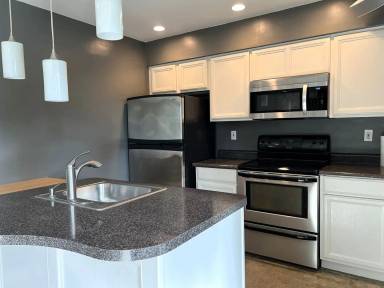 Main picture of 4415 Diamond St