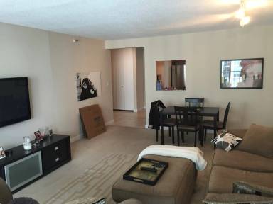 Main picture of 10 E Ontario St Apartments