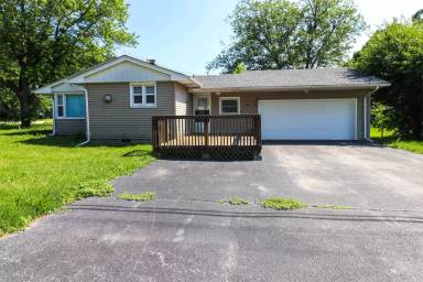 Main picture of 7100 Delaware St