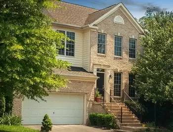 Main picture of 6485 Ashby Grove Loop