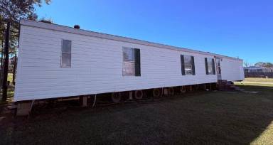 Main picture of 4936 W Congress St