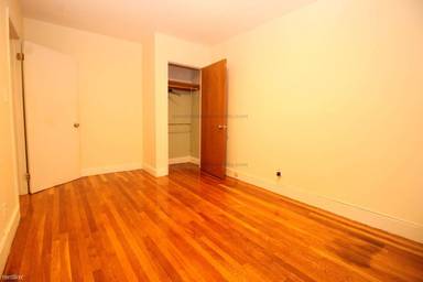 Main picture of 17 Portsmouth St