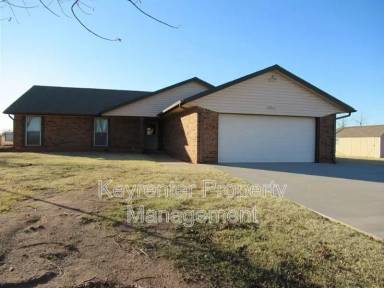 Main picture of 4211 Koerner Dr NE