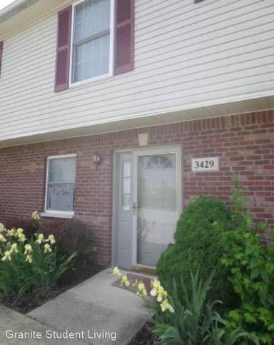 Main picture of 3421 S Oaklawn Cir