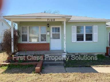 Main picture of 7108 NW 44th St