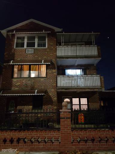 Main picture of 48 Bay 47th St