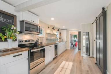 Main picture of 115 Evans Ln