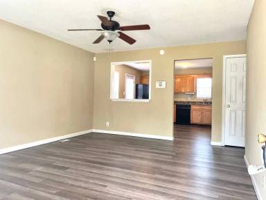 Main picture of 112 Gail St
