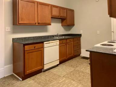 Main picture of 913 S 9th St