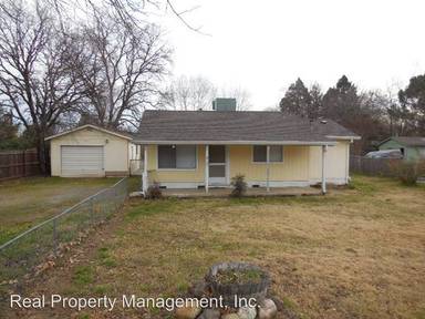 Main picture of 2879 North St