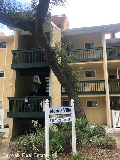 Main picture of 300 Yacht Club Dr
