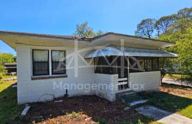 Main picture of 2040 W 15th St