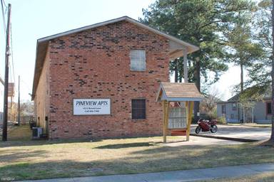 Main picture of Sedgefield Square Apartments