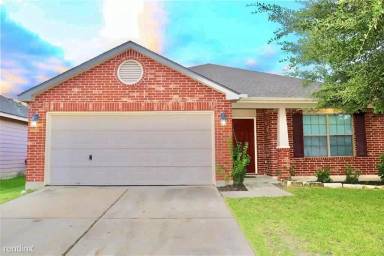 Main picture of 3134 Lauren Oaks Ln