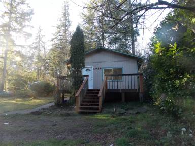 Main picture of 1724 193rd Ave SW