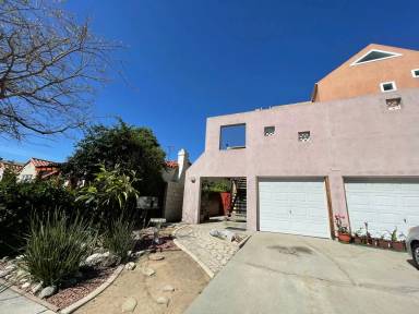 Main picture of 3607 Schaefer St
