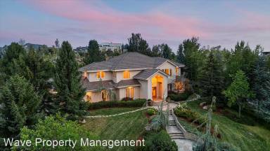 Main picture of 2675 N Woodview Pl