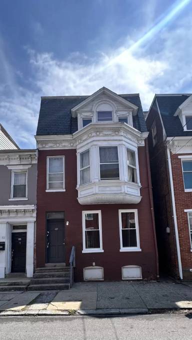 Main picture of 50 E College Ave
