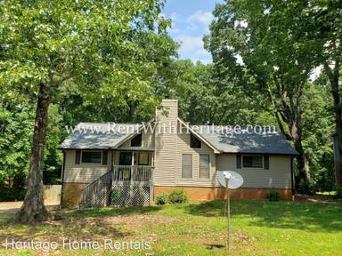 Main picture of 5532 Stewart Mill Rd