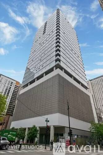 Main picture of 550 St. Clair Condo