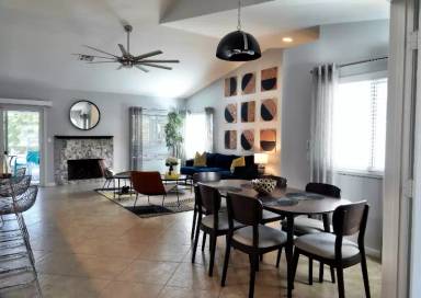 Main picture of 28500 Avenida Duquesa