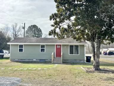 Main picture of 6221 Jacksonville Cutoff Rd