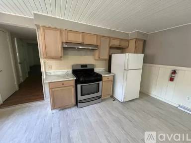 Main picture of 5309 South Ave