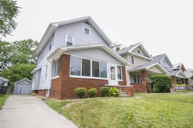 Main picture of 472 Shasta Dr