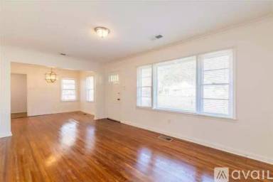 Main picture of 4605 Flamingo Rd