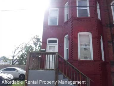 Main picture of 64 Madison Ave