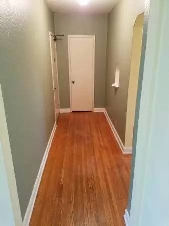 Main picture of 2108 Pleasant Ave